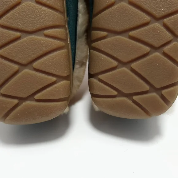 L.L. Bean Green and Tan Women's Slippers - Picture 6 of 7